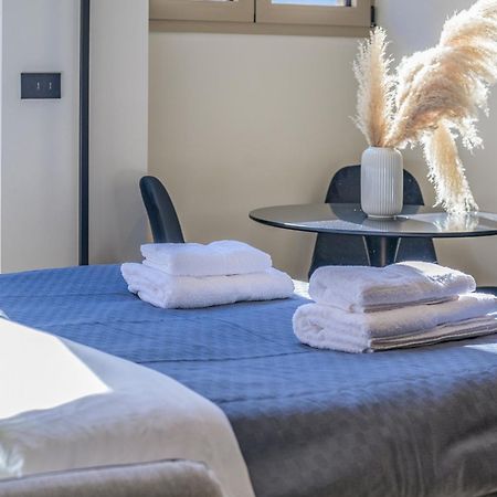 Luxury Suite Nel Cuore Di Milano Exterior foto